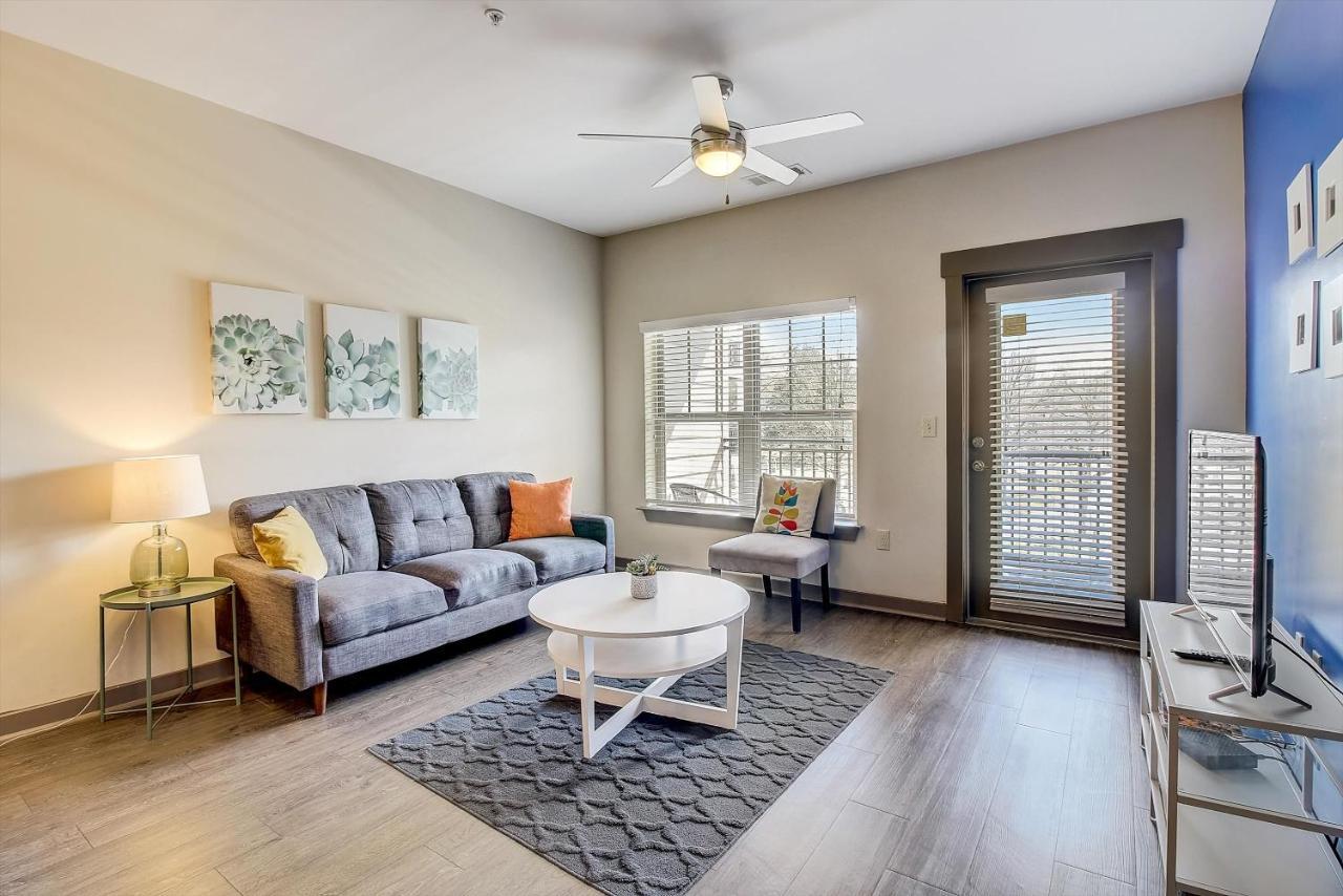 Apartamento Frontdesk Cedar Flats Apts Uptown